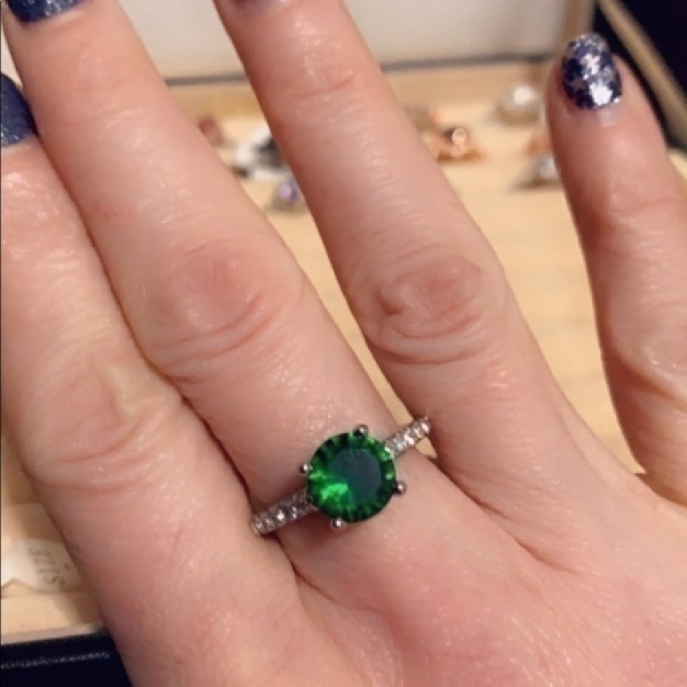 Silver Rhodium plated Ring by fragrant jewels Emerald Collection sz 7